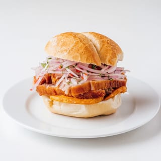 Pan Con Chicharrón